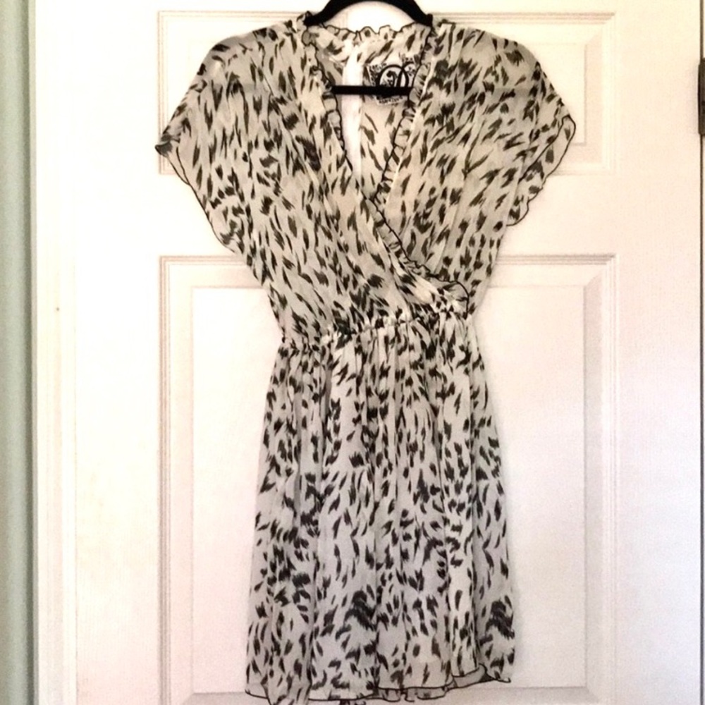 Black and white dress